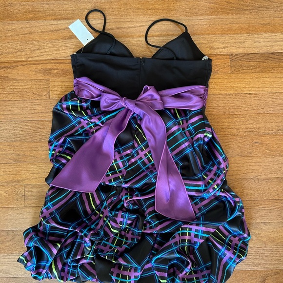 Fun bright punk plaid party dress with a purple sash size 9. Medium short - Picture 3 of 5